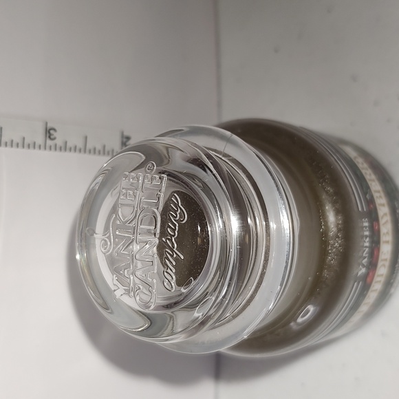 Yankee Candle Yuletide Bayberry 3.7 Oz Jar Candle - Picture 2 of 4